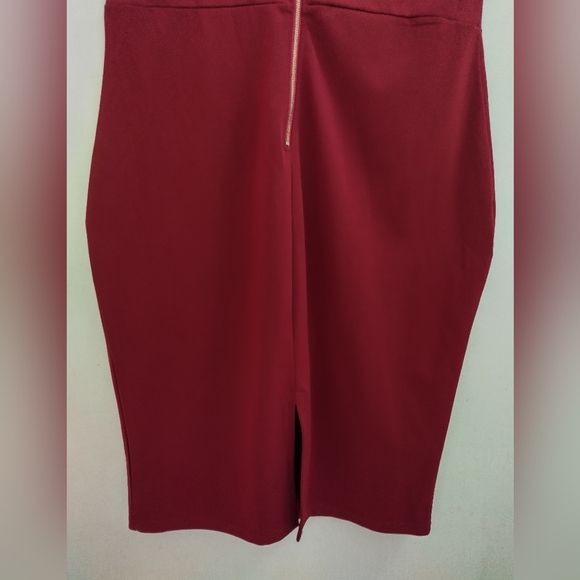 PLUS SIZE BURGUNDY HALTER JEWELED NECK COCKTAIL DRESS SIZE 3XL - Picture 10 of 12